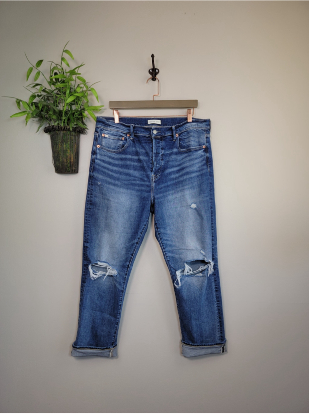 AE77 32 Straight Crop Jeans Button Fly Ripped Knee Medium Wash American Eagle